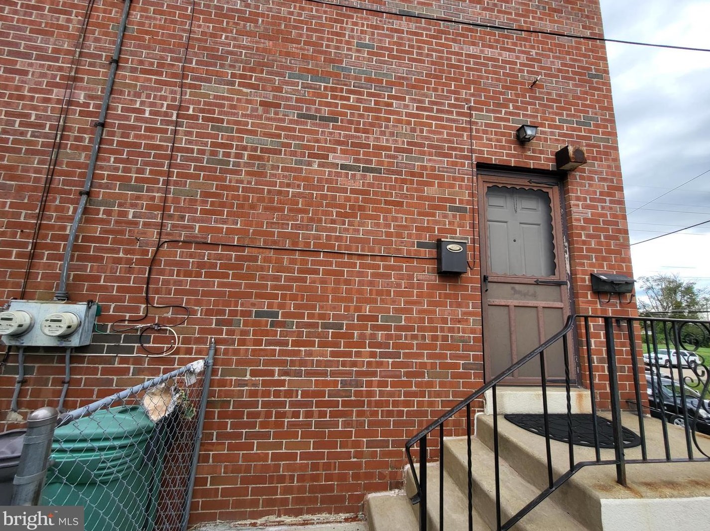 1441 Vista St, Philadelphia, PA 19111