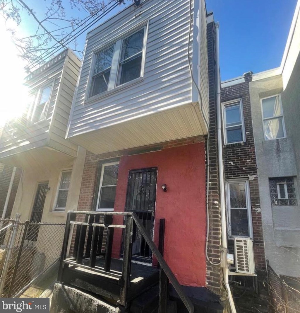 1529 Patton St, Philadelphia PA 19146-3425 exterior