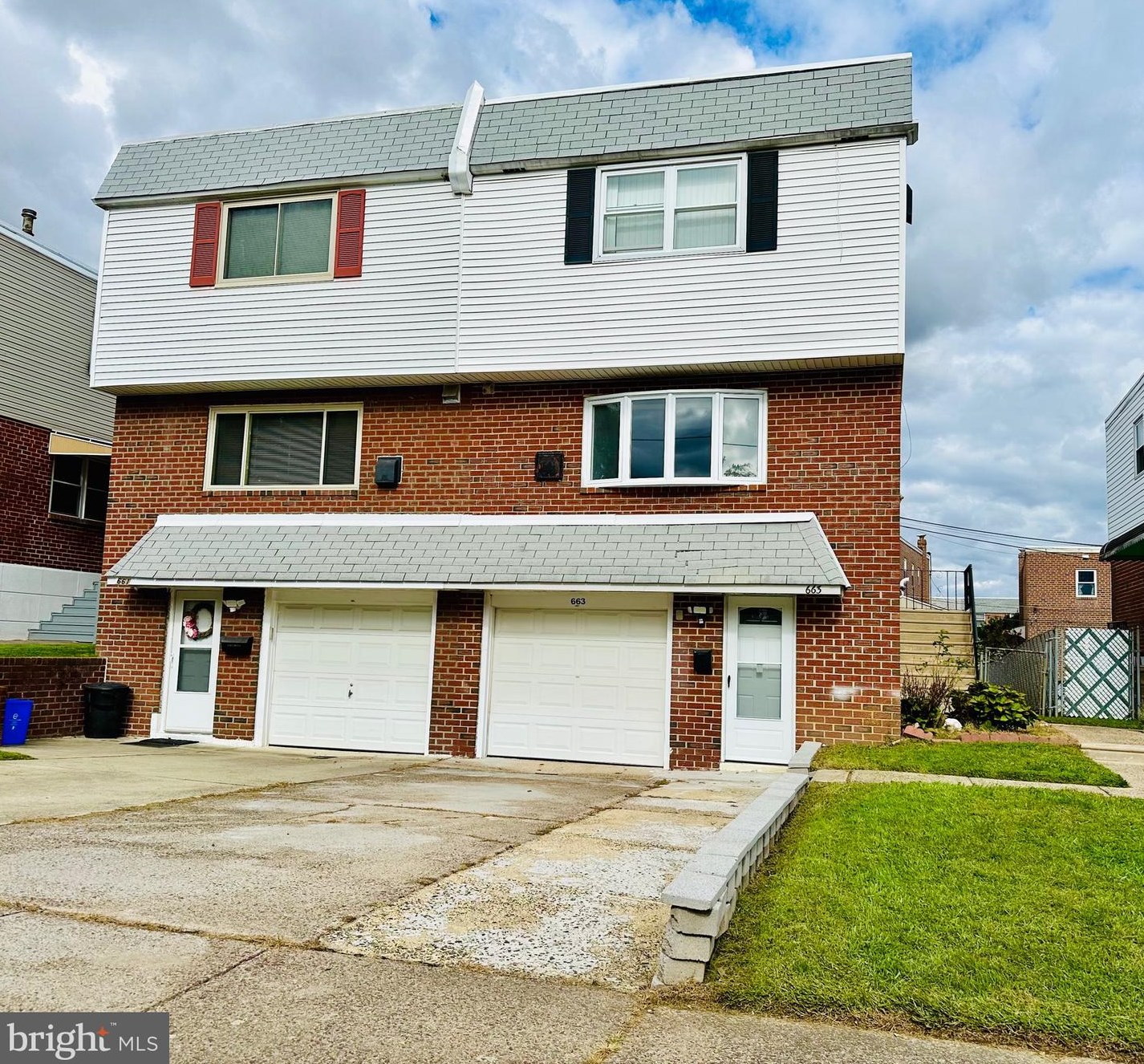 663 Parlin St, Philadelphia, PA 19116-3623