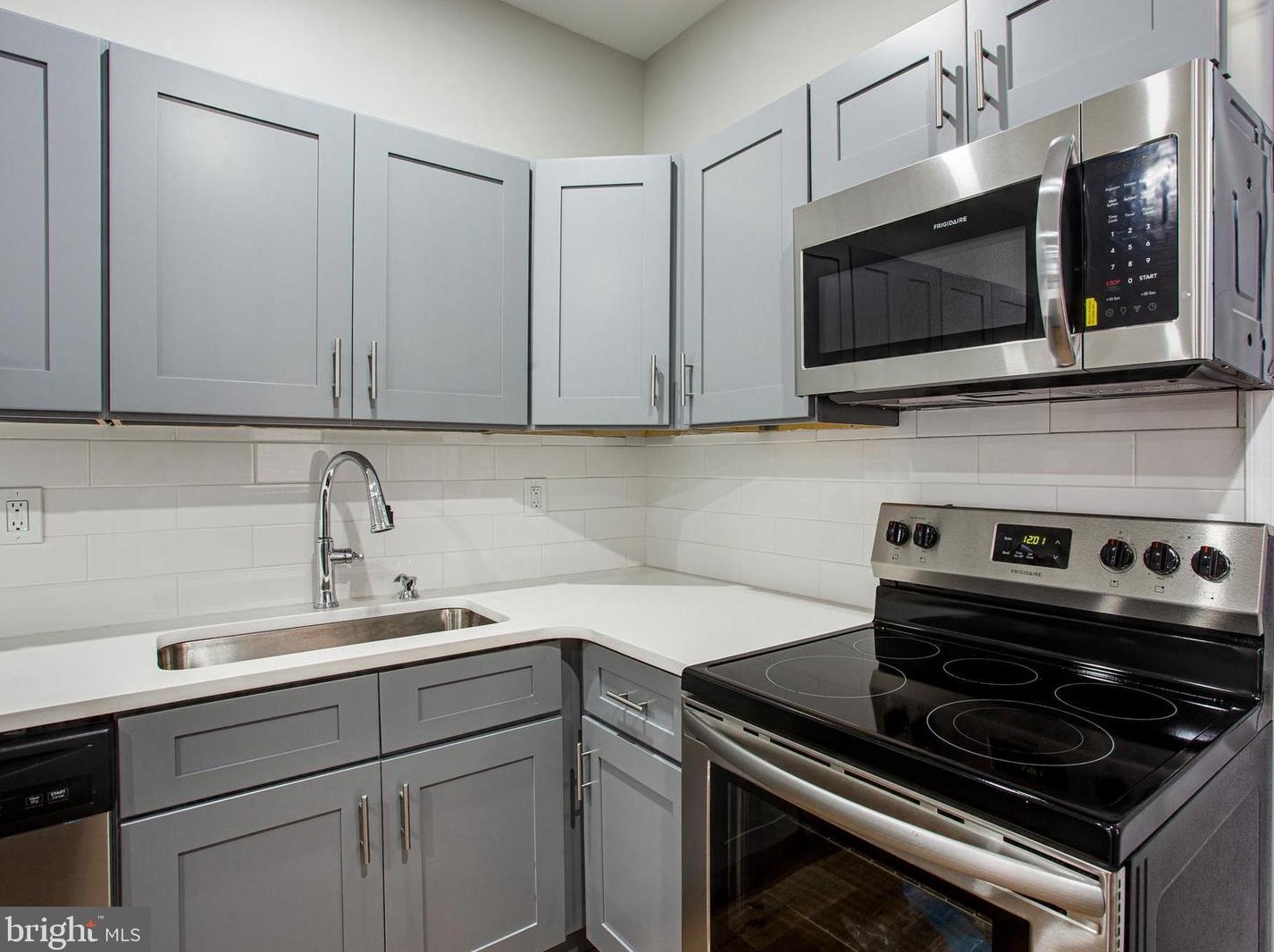 1422 N Vodges St, Philadelphia, PA 19143