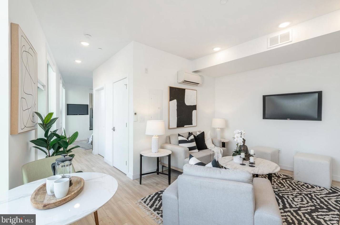 1131 N Front St #209, Philadelphia, PA 19123