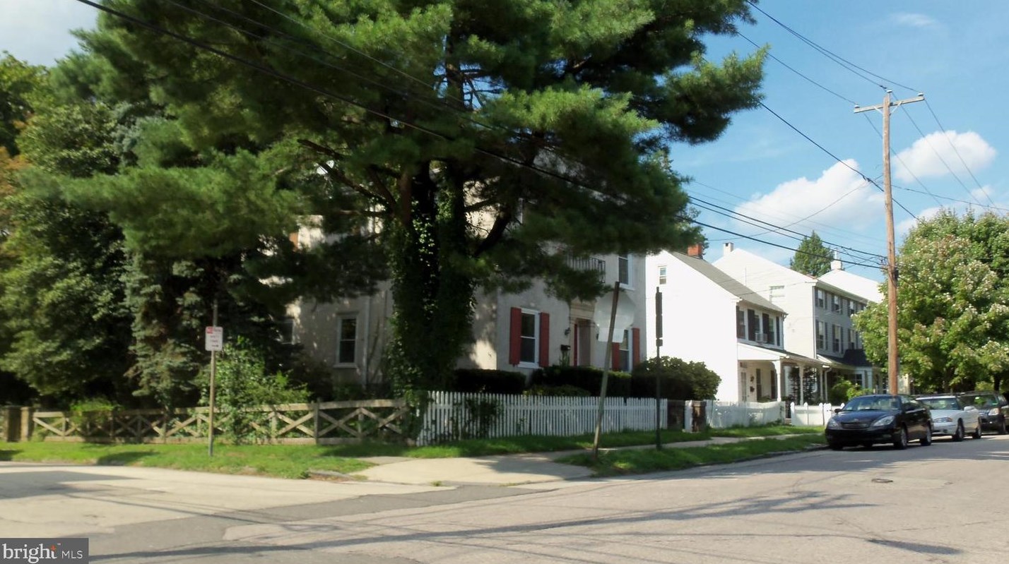 47-49 W Highland Ave, Philadelphia, PA 19118