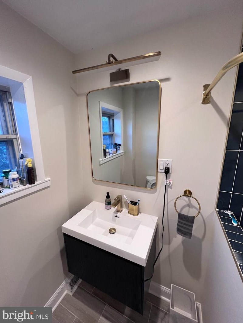 4638 Canton St, Philadelphia PA exterior