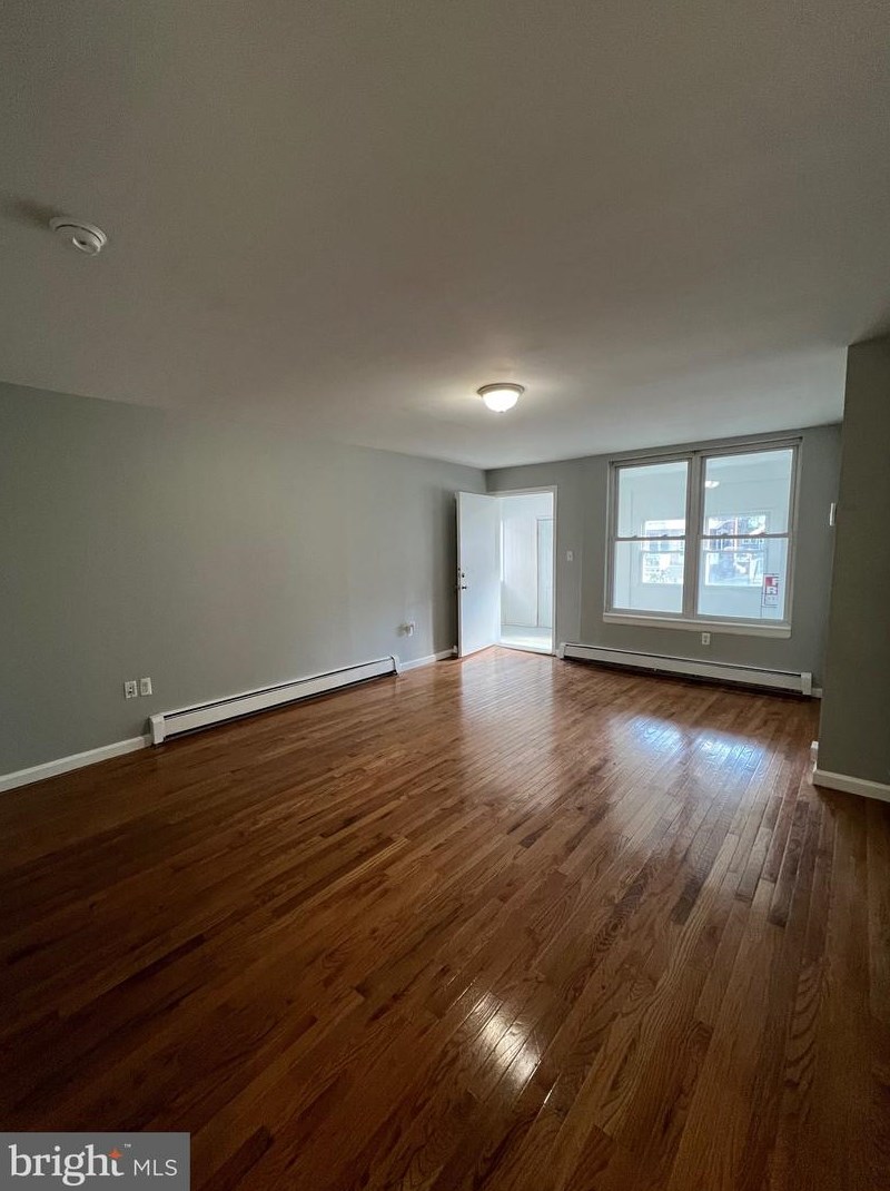 822 Wynnewood Rd, Philadelphia, PA 19151