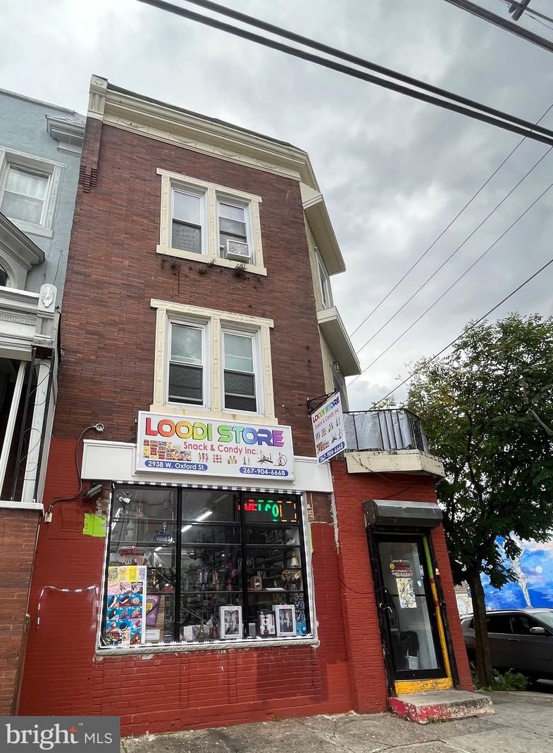 2938 Oxford St, Philadelphia PA  19121-2748 exterior