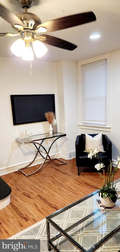 7159 Andrews Ave, Philadelphia PA  19138-2111 exterior