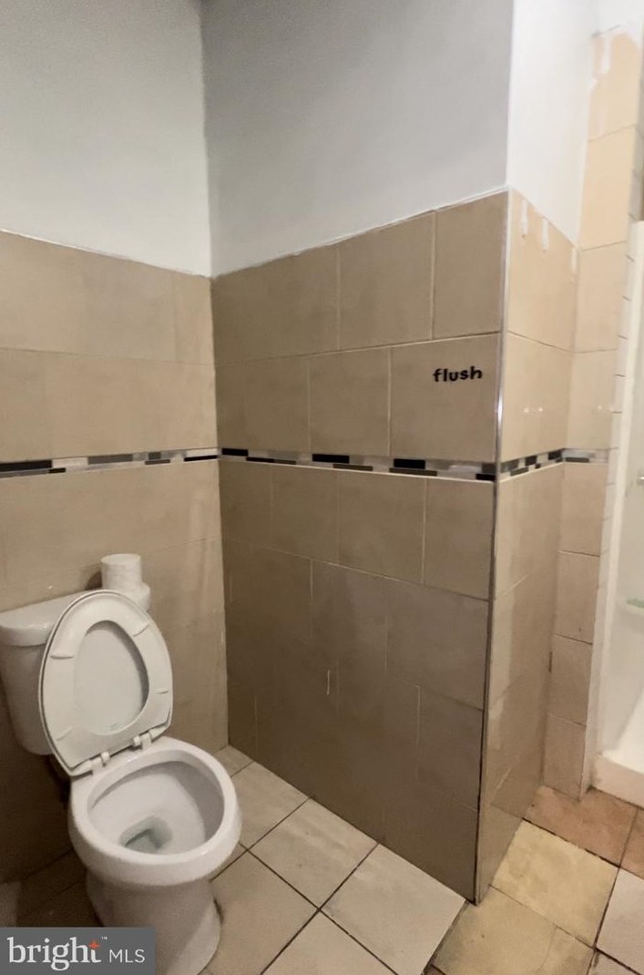 3328 5 St, Philadelphia PA 19140-5636 exterior