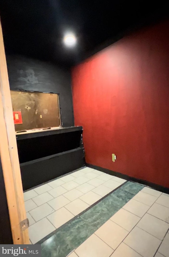 3328 5 St, Philadelphia PA 19140-5636 exterior