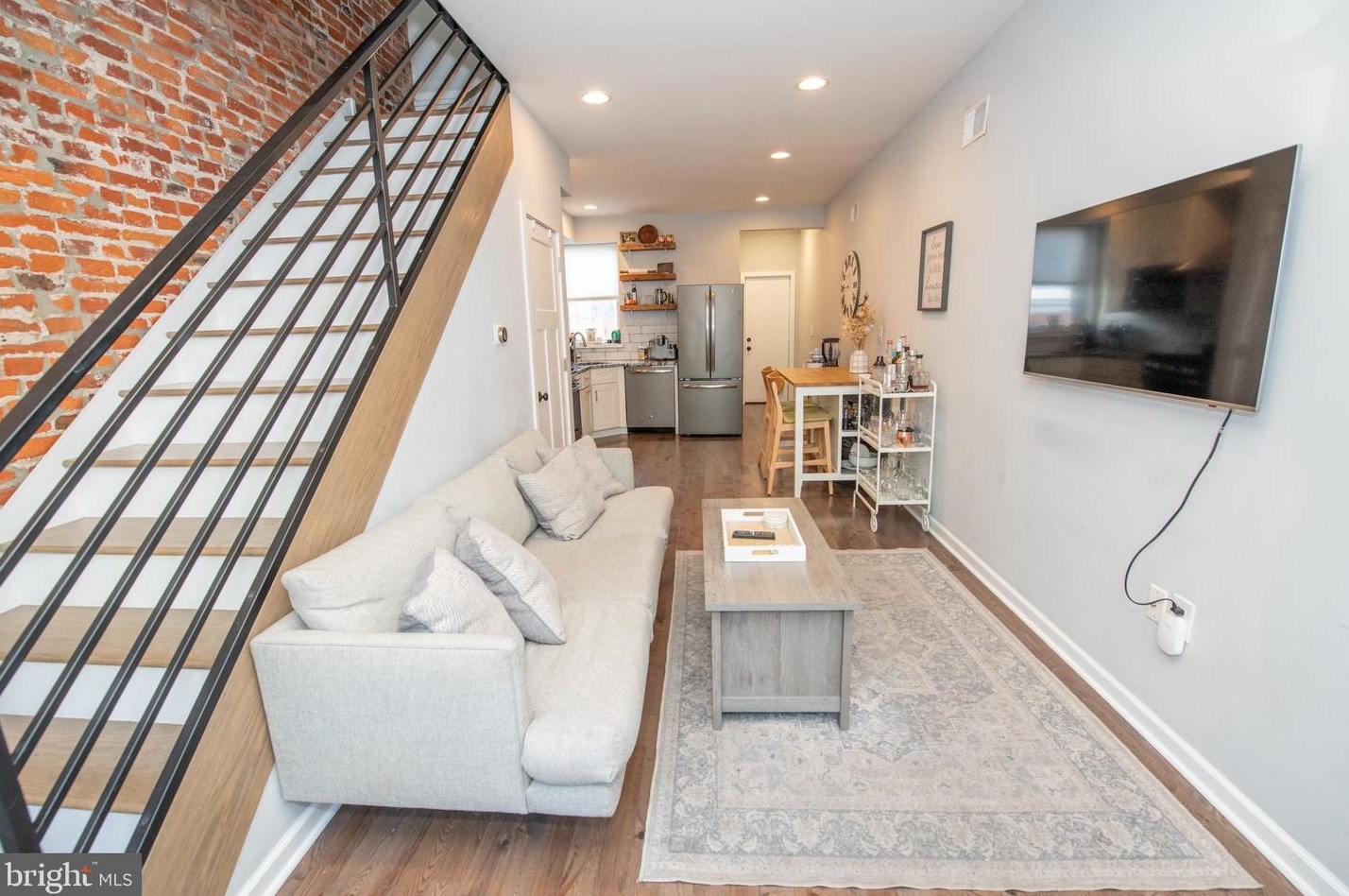 2216 Boston St, Philadelphia PA 19125-2102 exterior