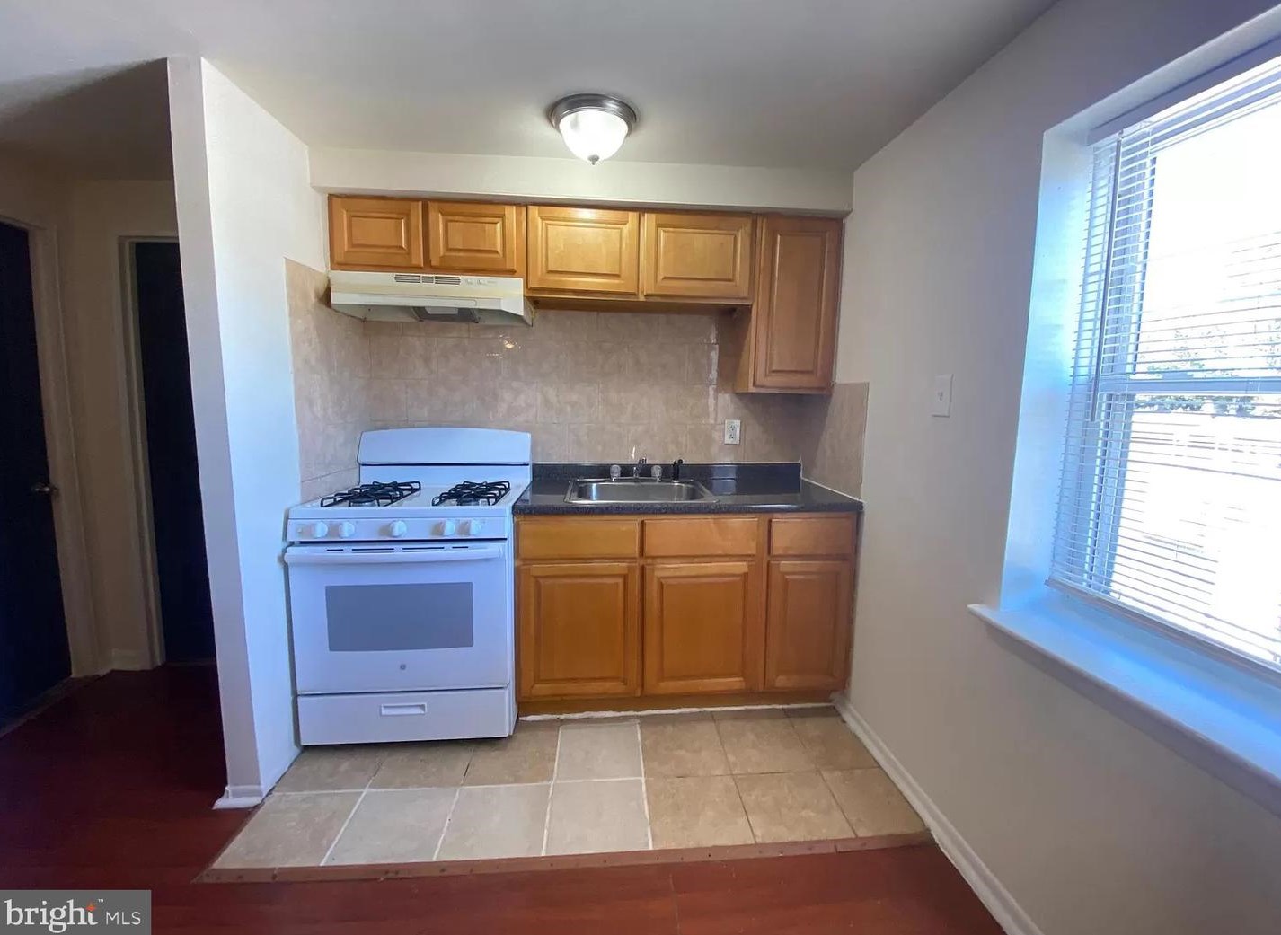 4250 N Broad St #3c, Philadelphia, PA 19140