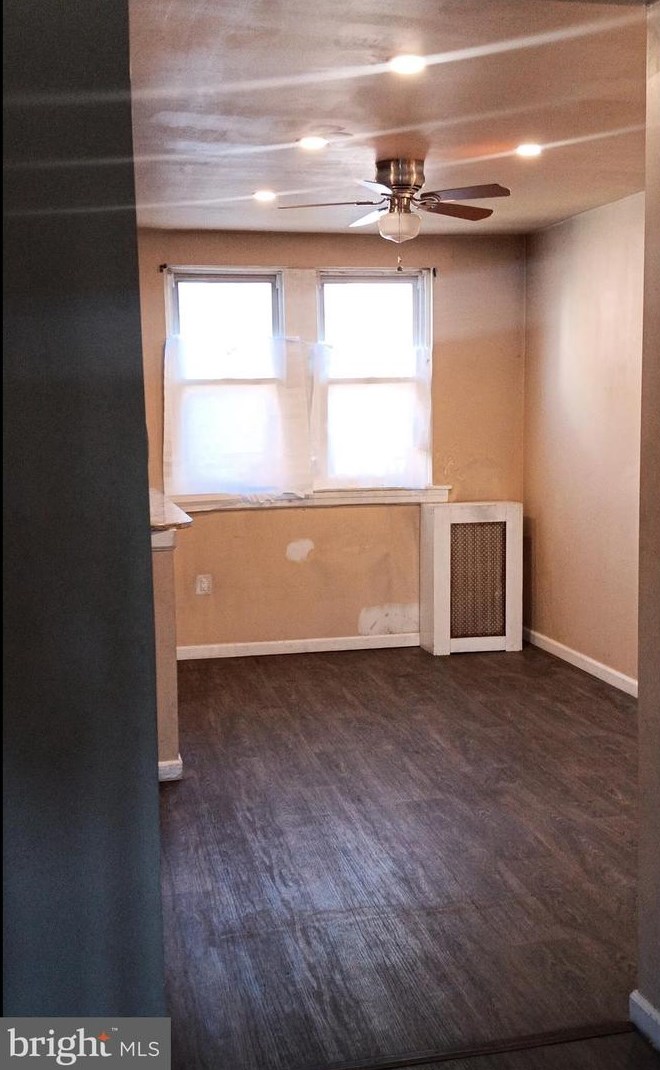 2705 Westmoreland St, Philadelphia, PA 19134-5913
