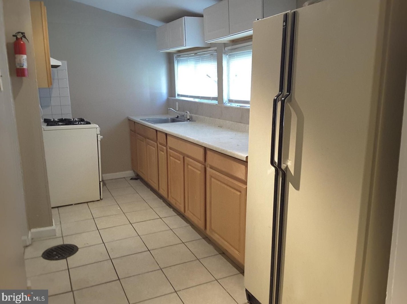 6122 Bingham St, Philadelphia PA 19120-2643 exterior