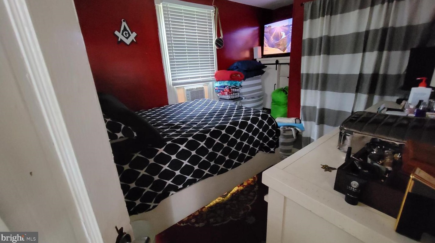 6122 Bingham St, Philadelphia PA 19120-2643 exterior