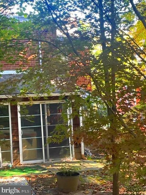 5910 Devon Pl, Philadelphia, PA 19138-1510