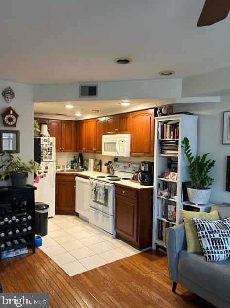 245-49 Race St #3, Philadelphia, PA 19106