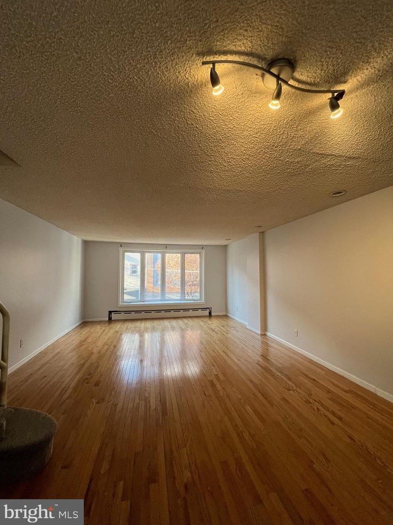 1813 E Passyunk Ave, Philadelphia, PA 19148