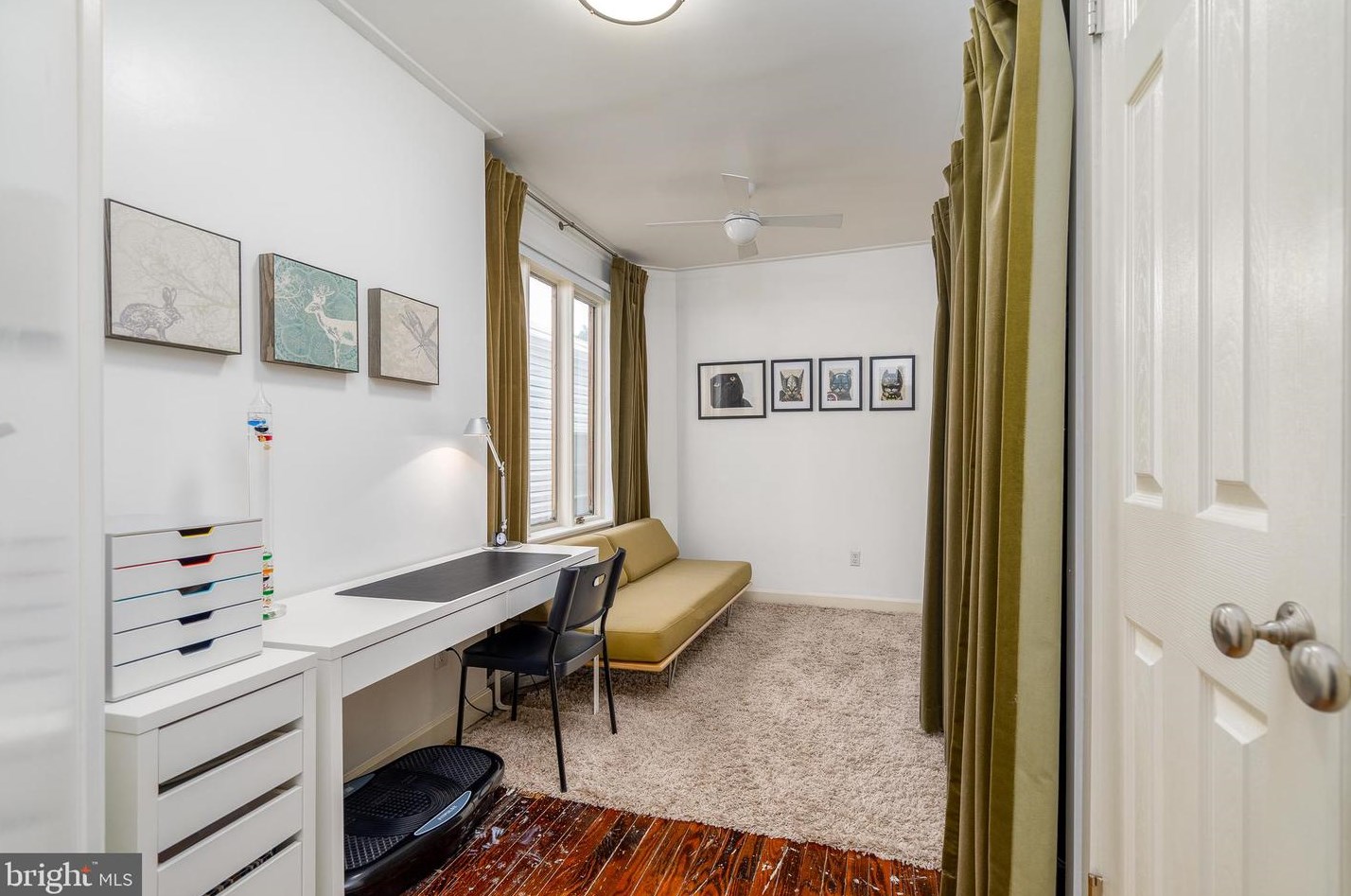 708 7th St, Philadelphia PA 19123-0027 exterior