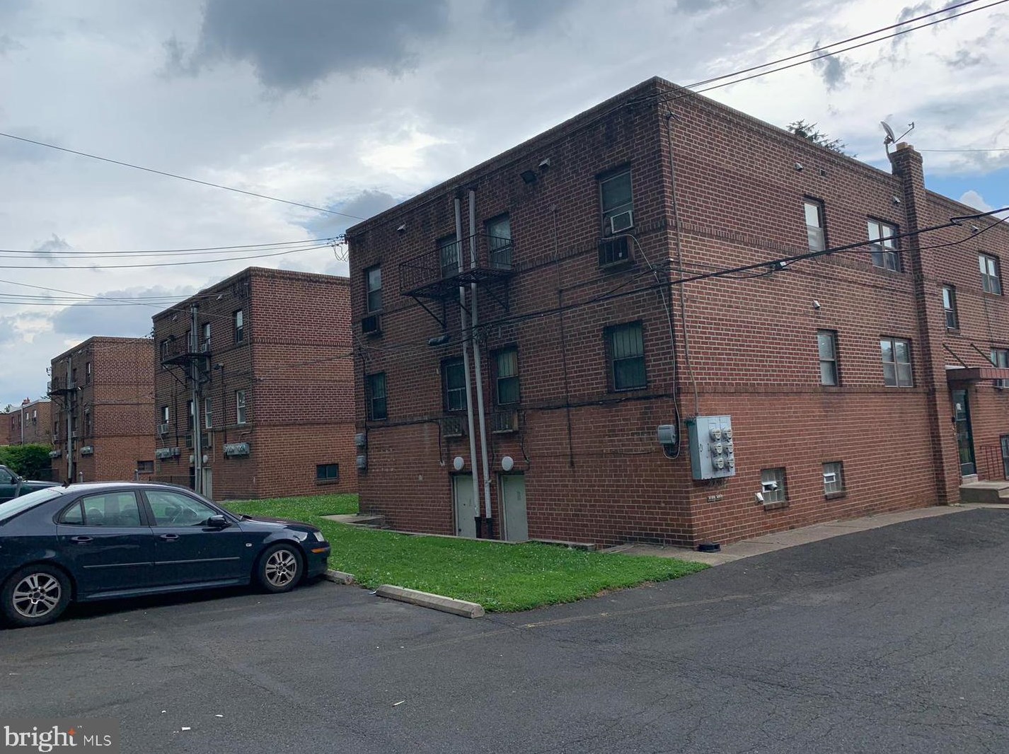 1007 E Cliveden St #3, Philadelphia, PA 19119