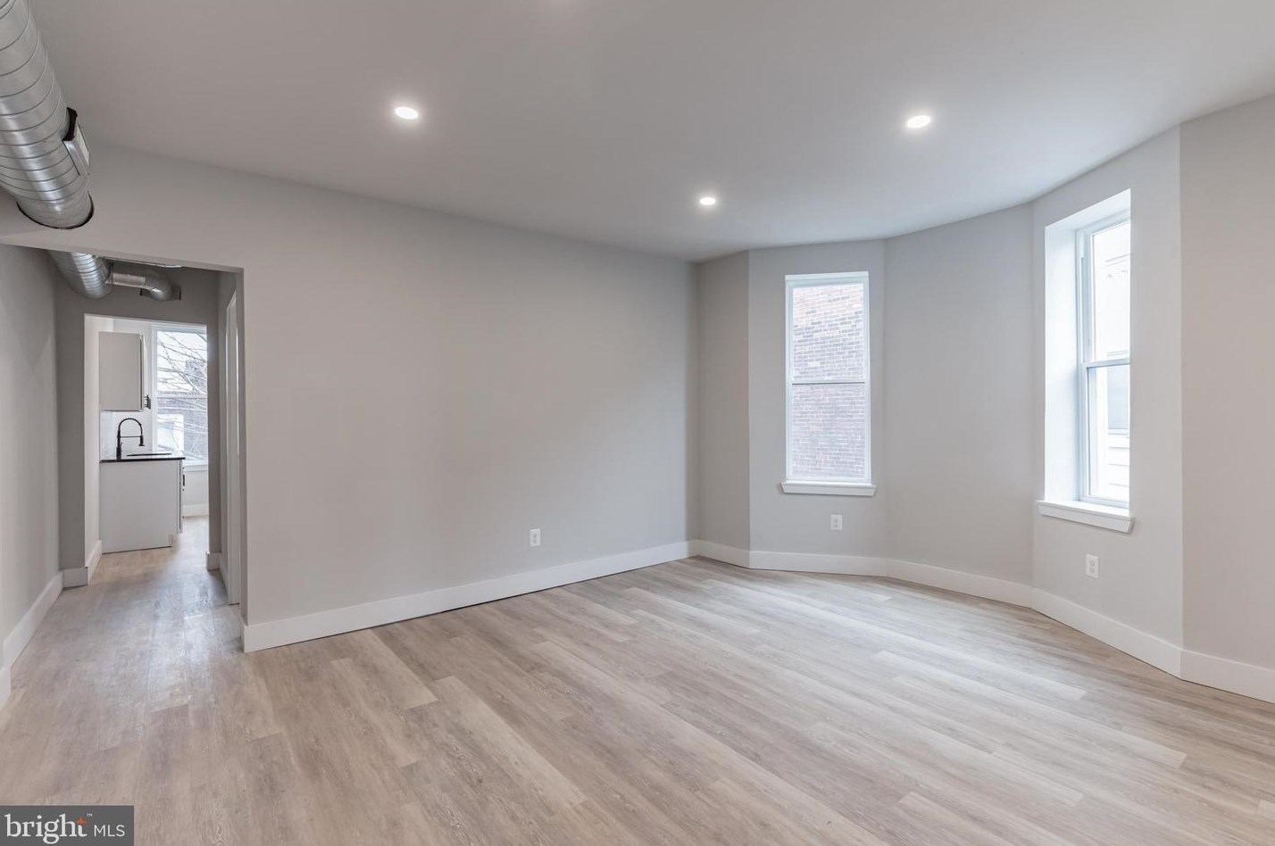 1512 58th St, Philadelphia, PA 19131-3812