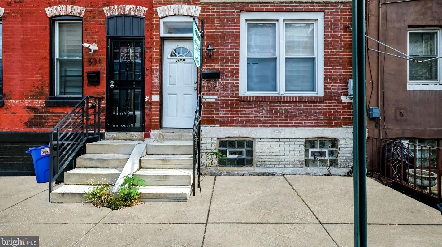 529 33rd St, Philadelphia, PA 19104-2554