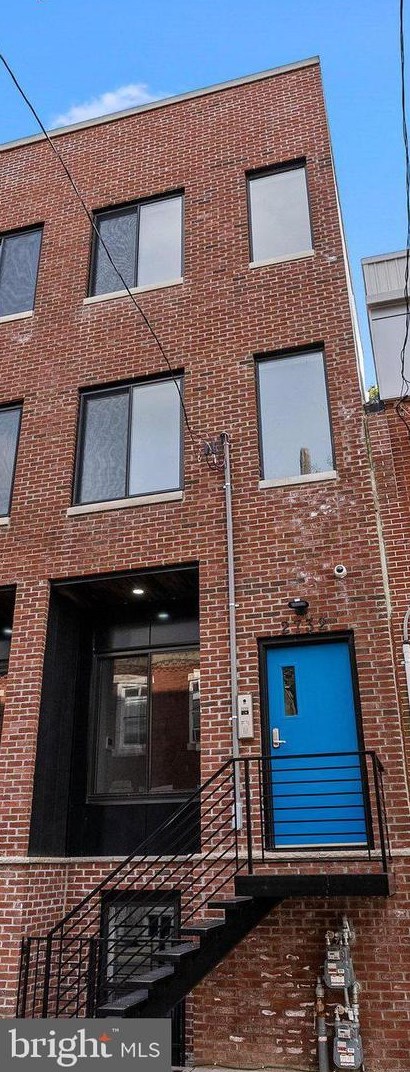 2732 Latona St #2, Philadelphia, PA 19146