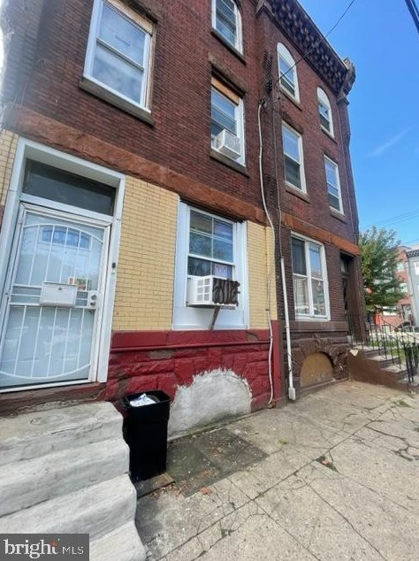 2720 Ridge Ave, Philadelphia, PA 19121-2617