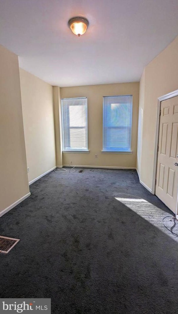 2433 N 33rd St, Philadelphia, PA 19132