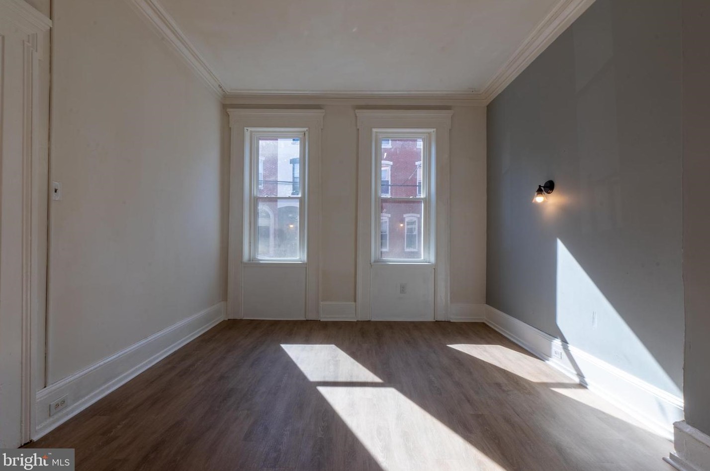 317 Reed St #1 Rear, Philadelphia, PA 19147