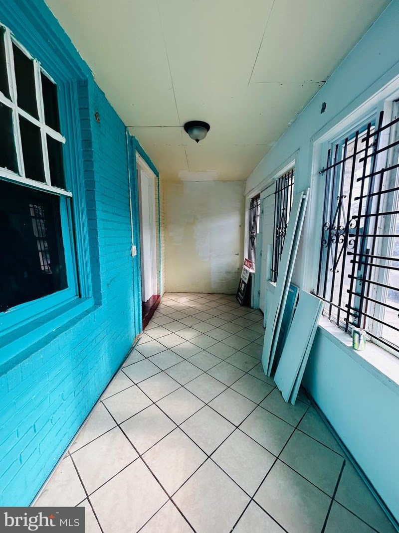 6527 Paschall Ave, Philadelphia, PA 19142-2208