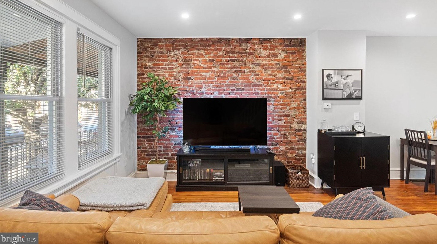 840 Moyer St, Philadelphia PA  19125-3526 exterior