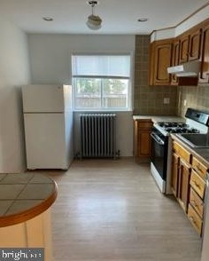 7012 Charles St, Philadelphia, PA 19135-1602