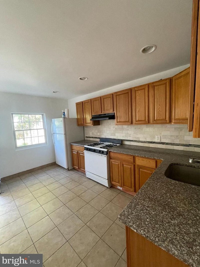 3036 Tulip St, Philadelphia PA  19134-3719 exterior