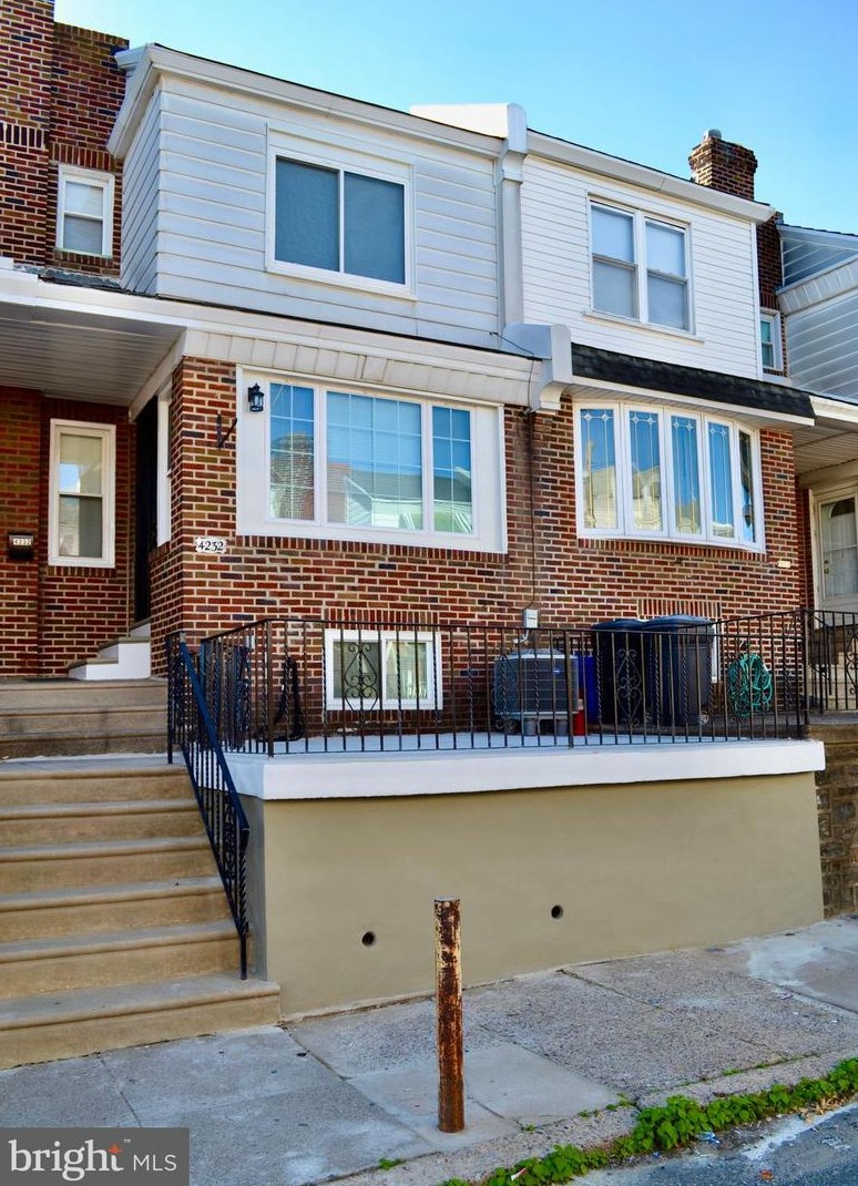 4232 Vista St, Philadelphia PA  19136-3623 exterior