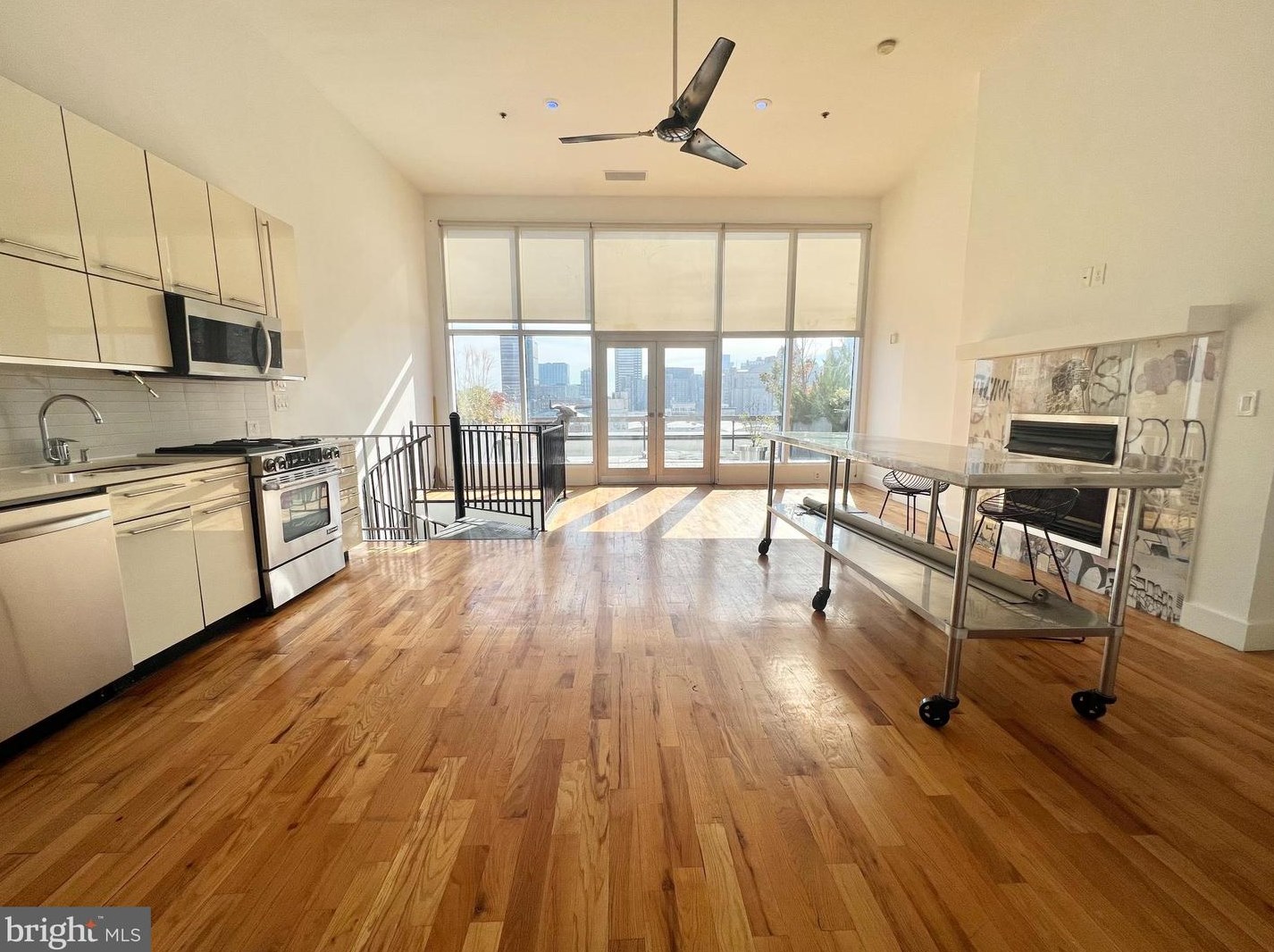 314 N 12th St Apt 1006, Philadelphia, PA 19107