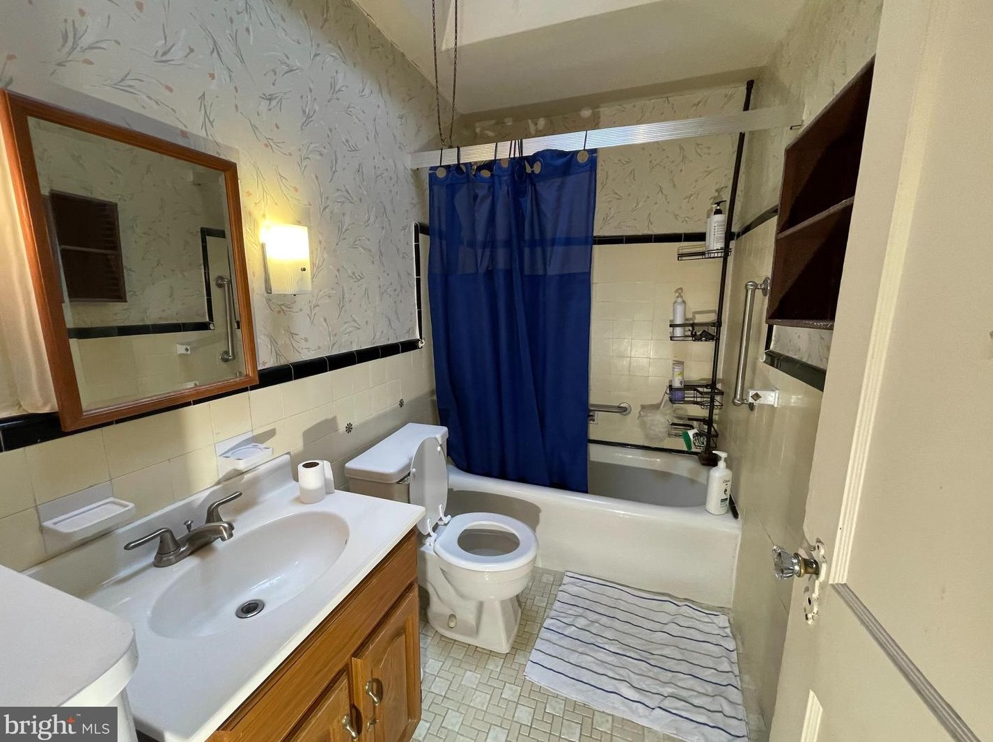 648 Sanger St, Philadelphia PA  19120-1721 exterior