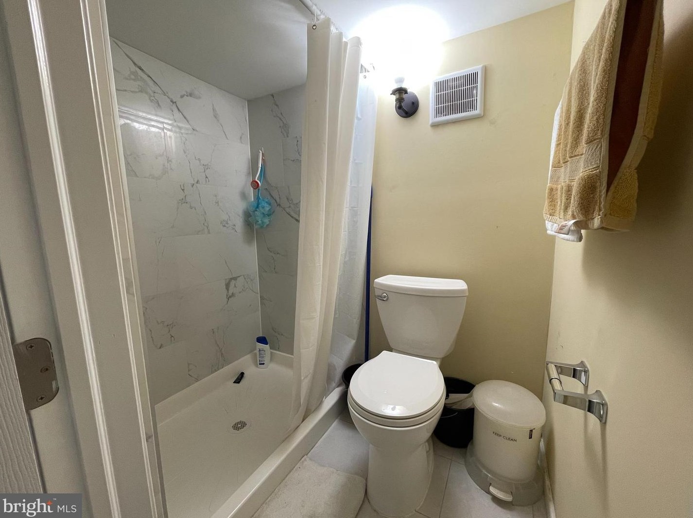 648 Sanger St, Philadelphia PA  19120-1721 exterior