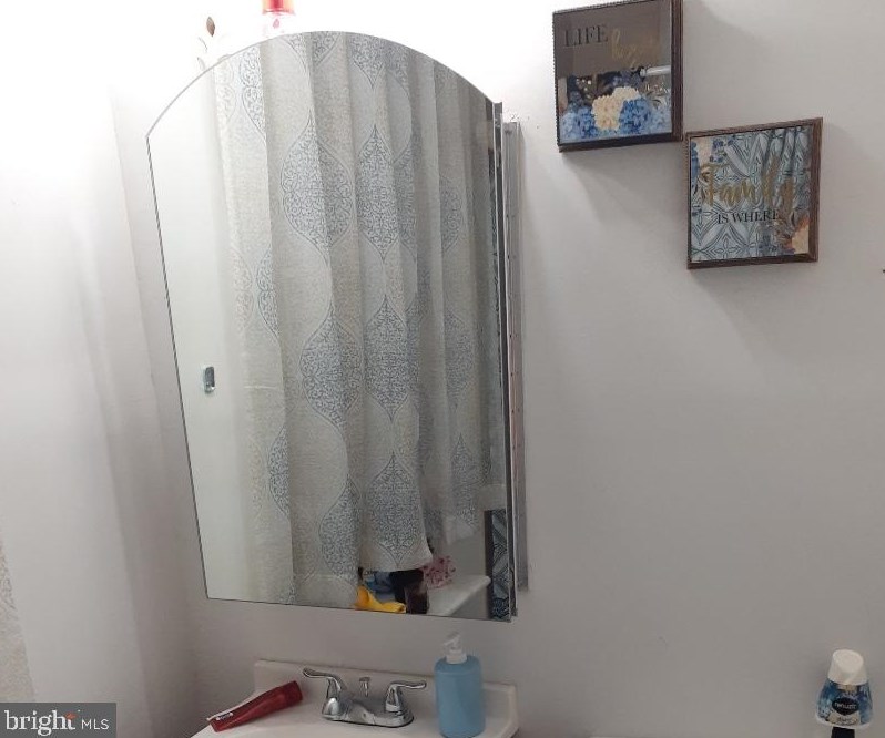 3523 7th St, Philadelphia PA 19140-4401 exterior