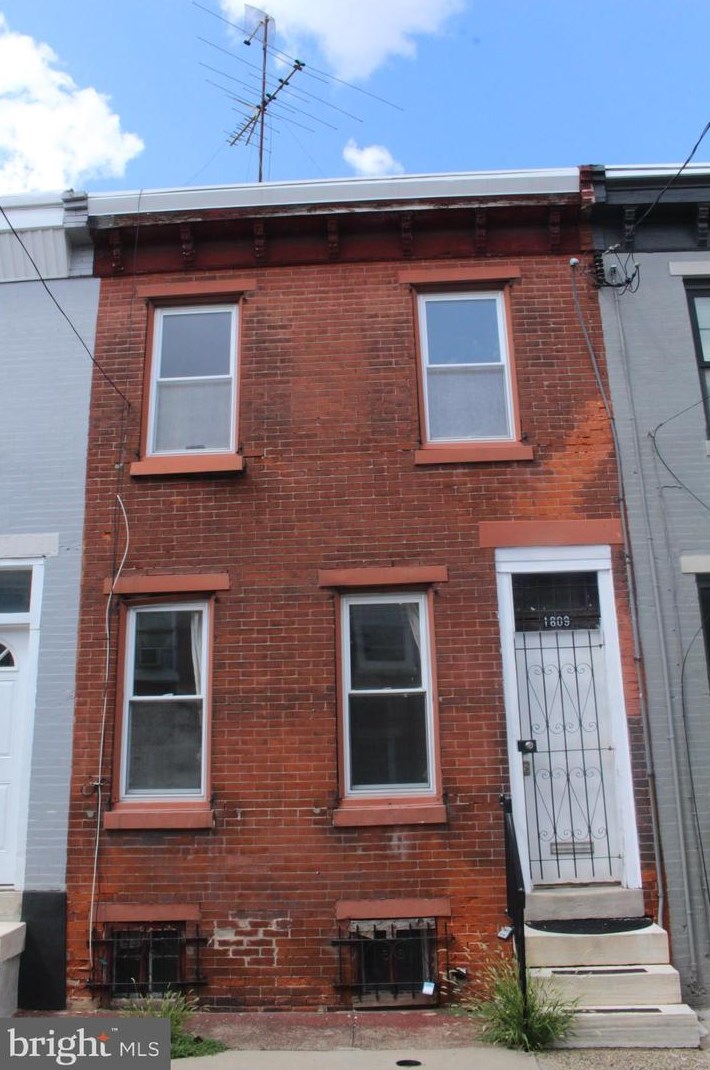 1809 Webster St, Philadelphia PA  19146-1831 exterior
