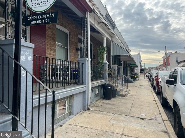 127 Lindenwood St, Philadelphia, PA 19139-2625