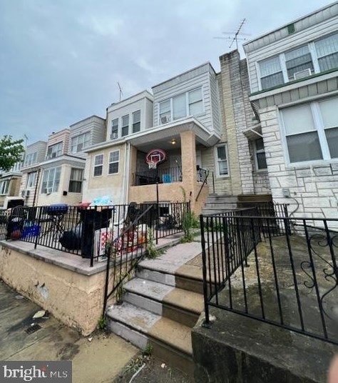 2906 Dewey St, Philadelphia, PA 19142-3408
