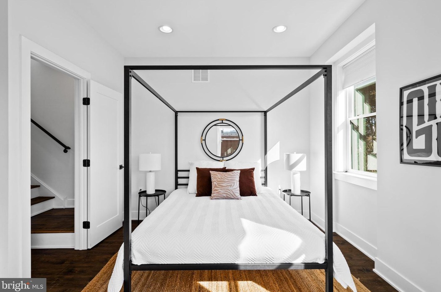 850 Taylor St, Philadelphia PA 19130-1945 exterior