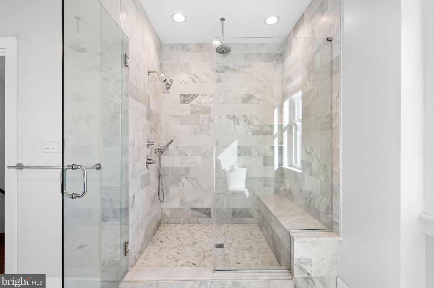 850 Taylor St, Philadelphia PA 19130-1945 exterior