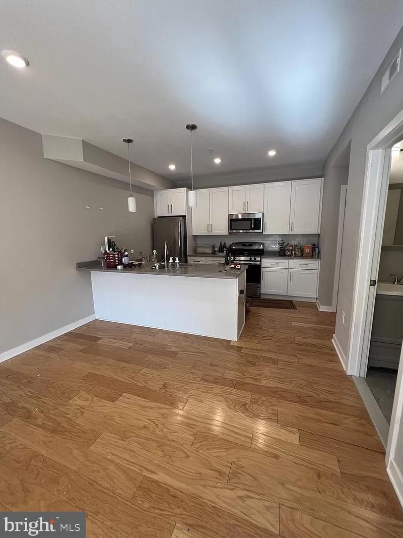 1734 Ridge Ave #202, Philadelphia, PA 19130