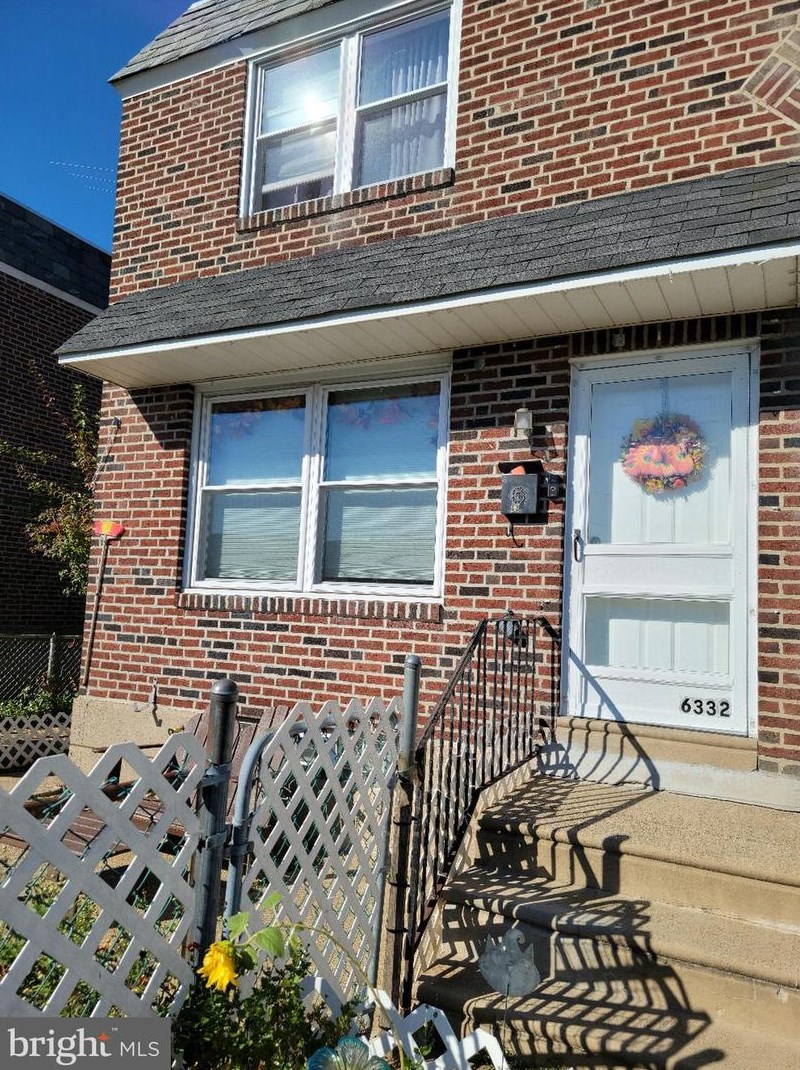6332 Cottage St, Philadelphia, PA 19135-3221
