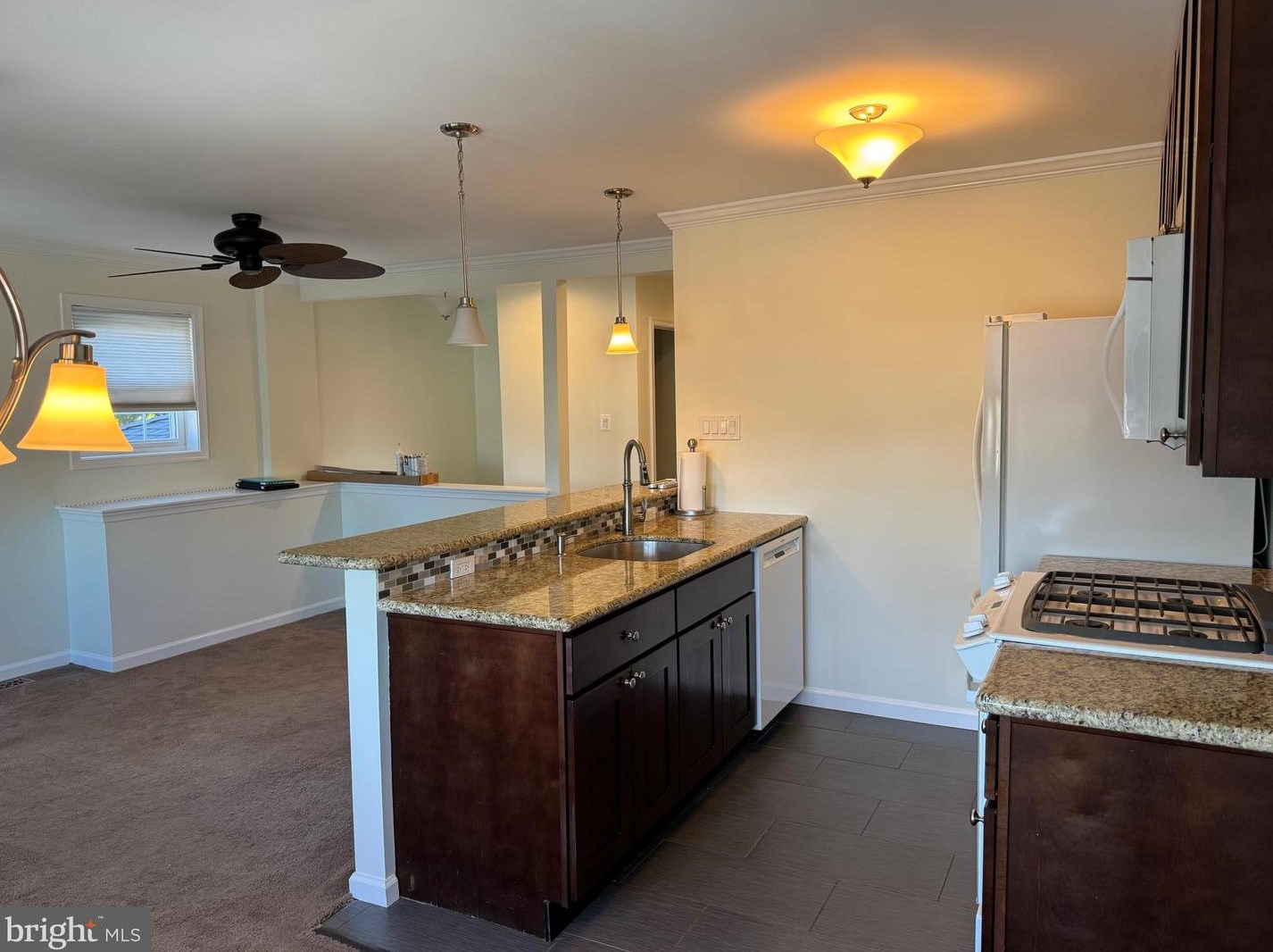 3610 Biscayne Pl, Philadelphia PA  19154-3036 exterior