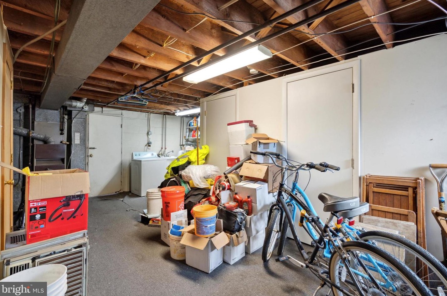 1517 Curtin St, Philadelphia PA 19145-5447 exterior