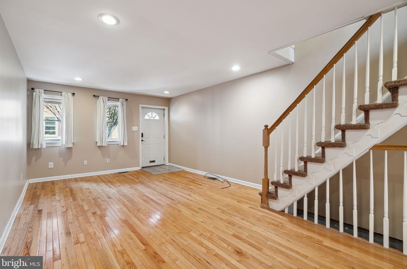 132 Mcclellan St, Philadelphia PA  19148-1902 exterior