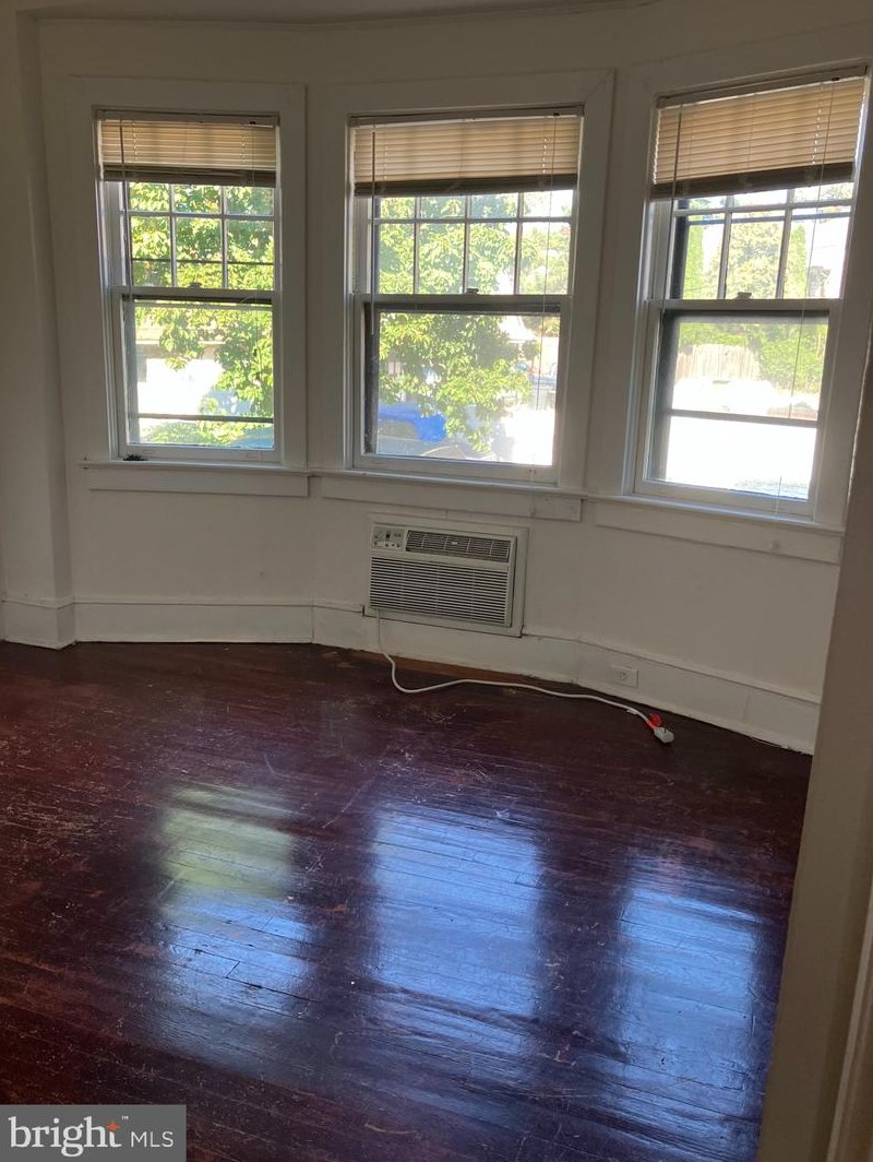 2254 Bryn Mawr Ave #2c, Philadelphia, PA 19131