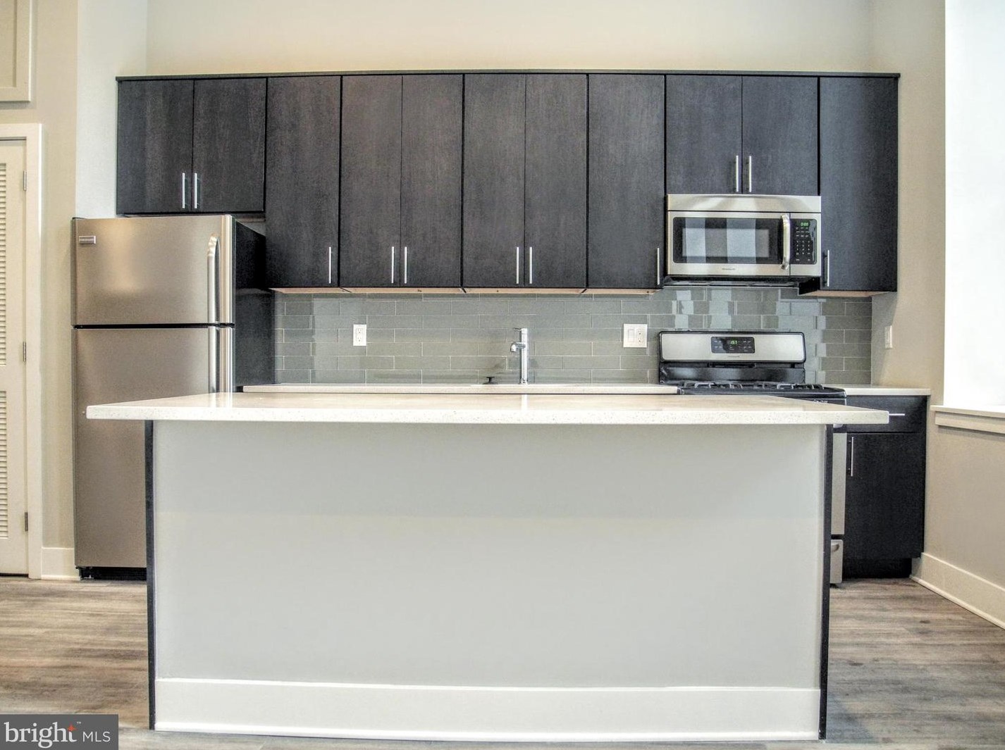 1607 Catharine St #1c, Philadelphia, PA 19146