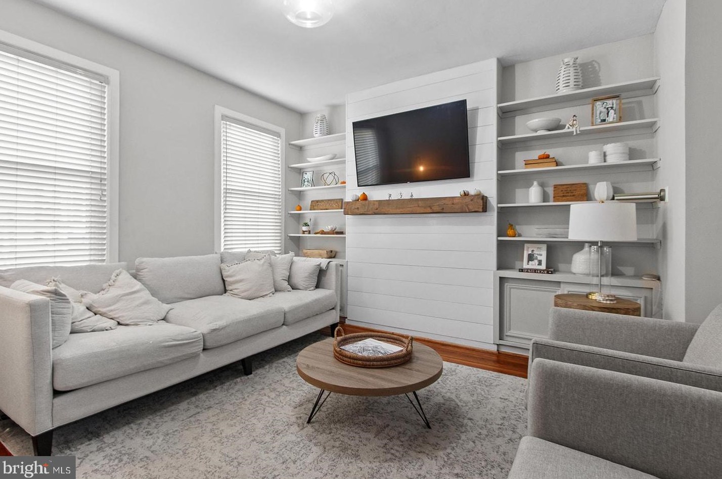 2014 Pemberton St, Philadelphia PA  19146-1319 exterior